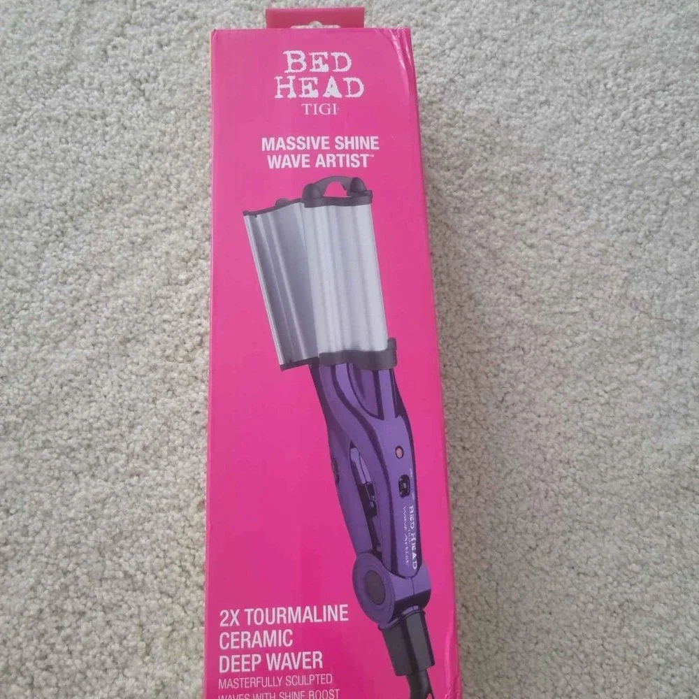 BedHead Purple and Silver Triple Barrel Waver